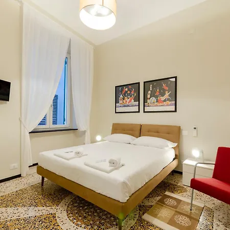 Joivy The Place To Be In The Centre Of Apartment Genoa